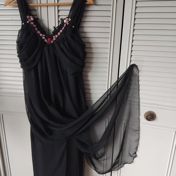 Unworn lace lingerie - Picture 6 of 16